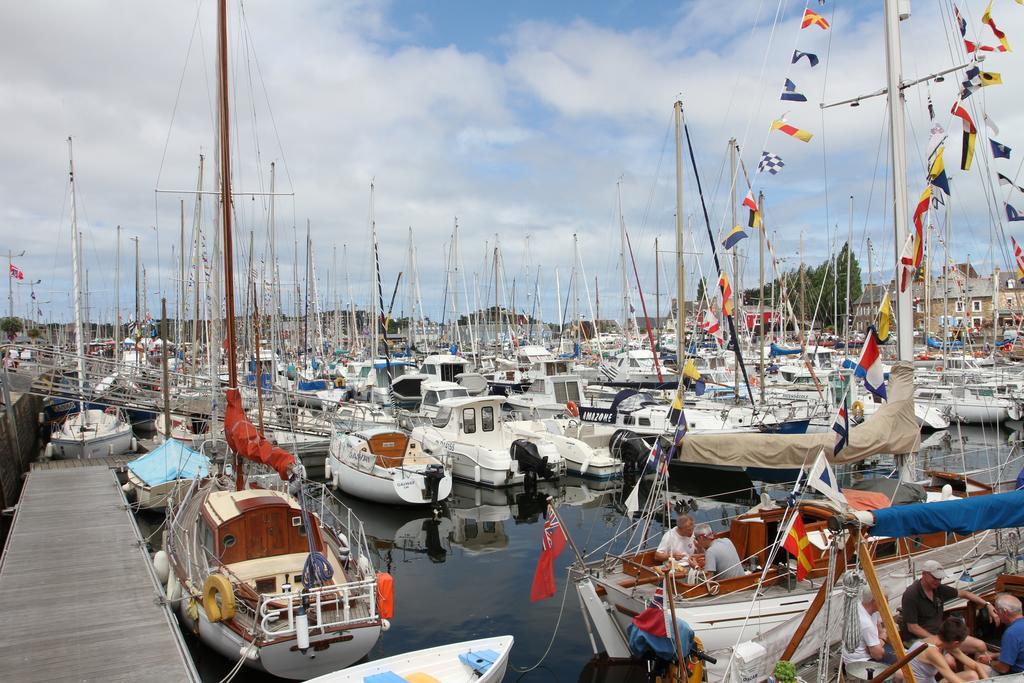 Gwenhadu A 150M Du Port ! Apartman Paimpol Kültér fotó